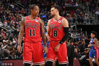 中表现亮眼 中表现亮眼