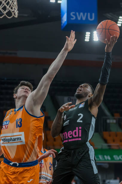 吸引球迷 吸引球迷